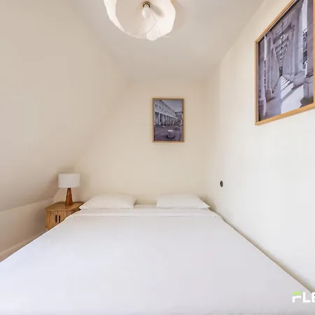 Bright T2 Near Grands Boulevards 10th Apartment *