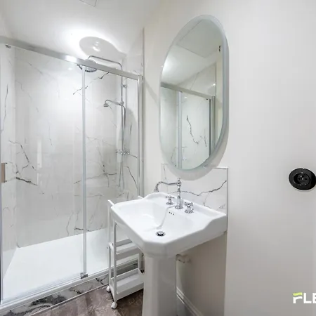 Bright T2 Near Grands Boulevards 10th Apartment Paris